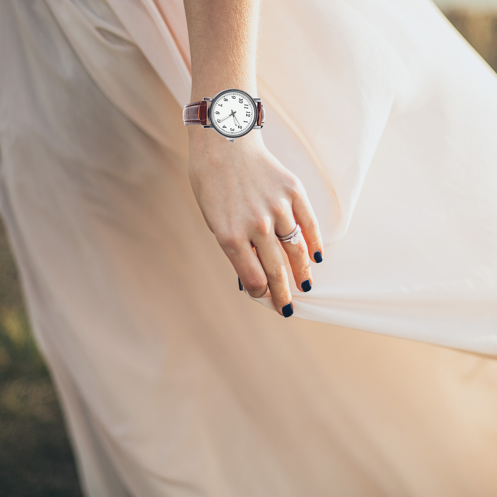 Stylish Delicate Women Quartz  - Luxury Watch Shop ulasan dan harga