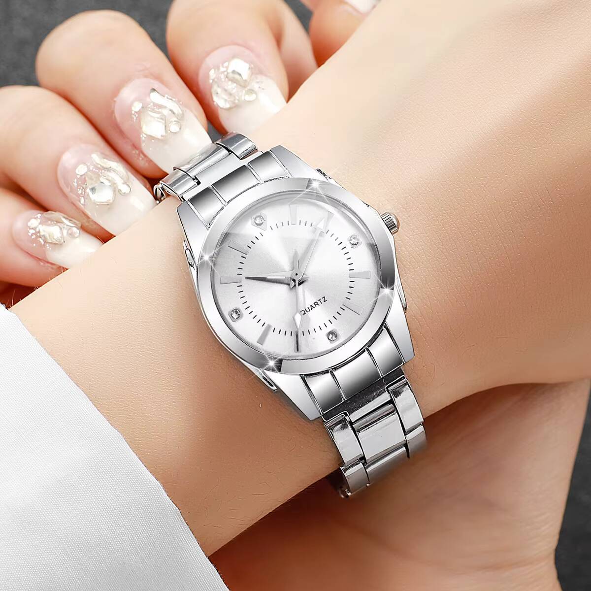 Luxury Rhinestone Women Watche - Luxury Watch Holder ulasan dan harga